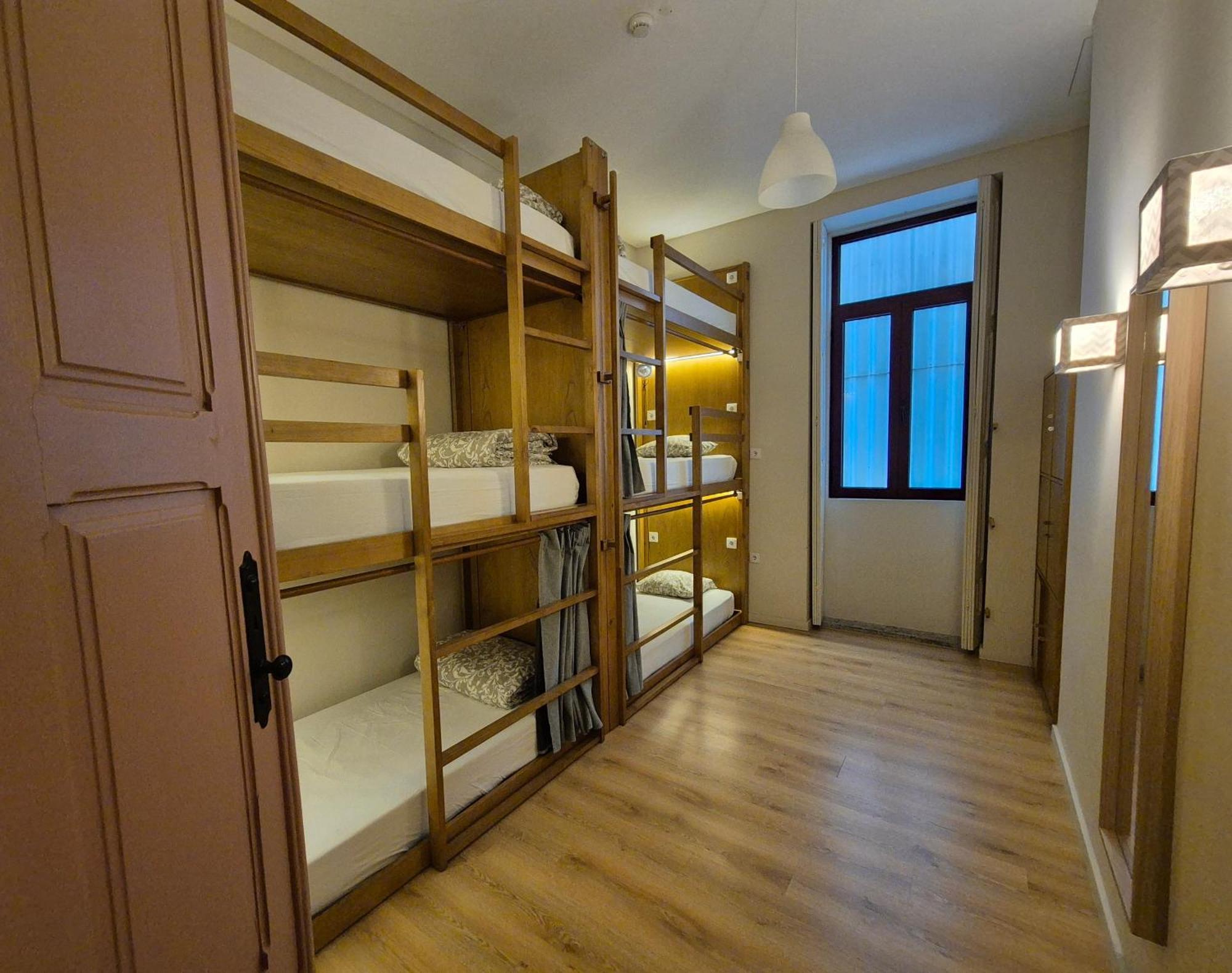 Sweet Swell Hostel *