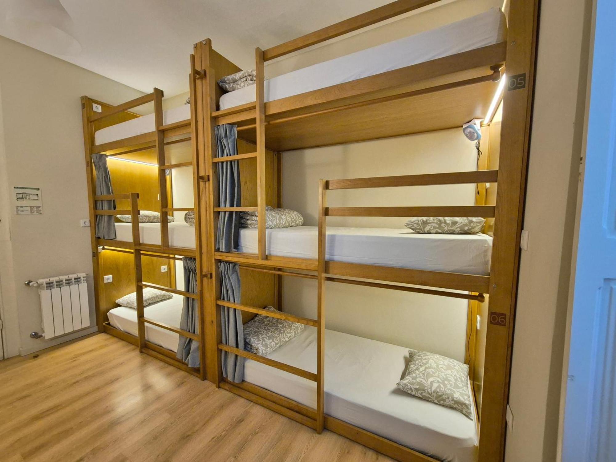 Hostel Sweet Swell